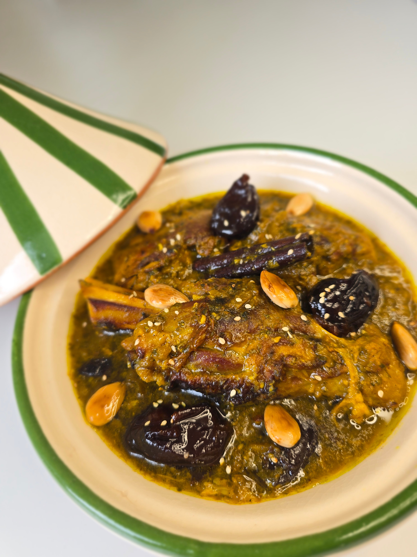 Tajine d'agneau aux pruneaux